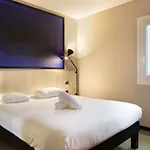 Hotel Ibis Douai 3*