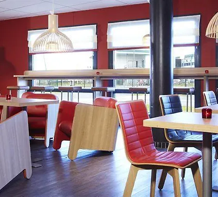 Kyriad Douai Hotel