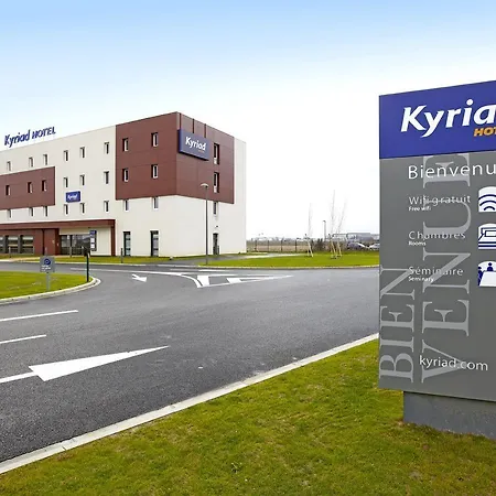 Kyriad Douai Hotel 3*