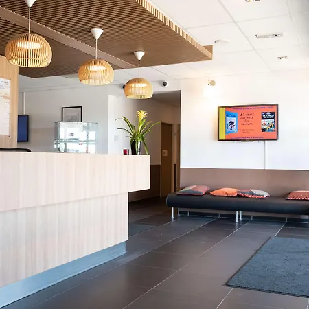 Ibis Douai Hotel 3*