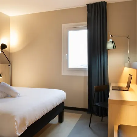 Ξενοδοχείο Ibis Douai 3*