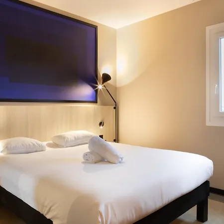 Ibis Douai Hotell