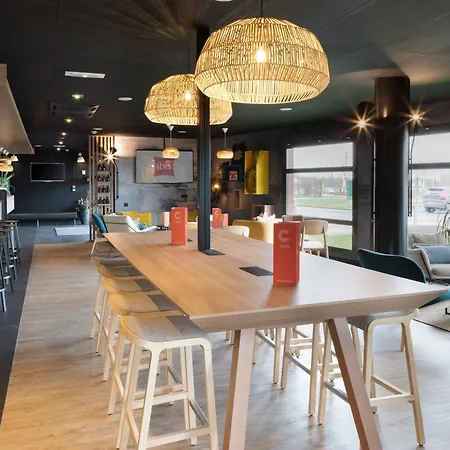 ホテル Ibis Douai Dechy