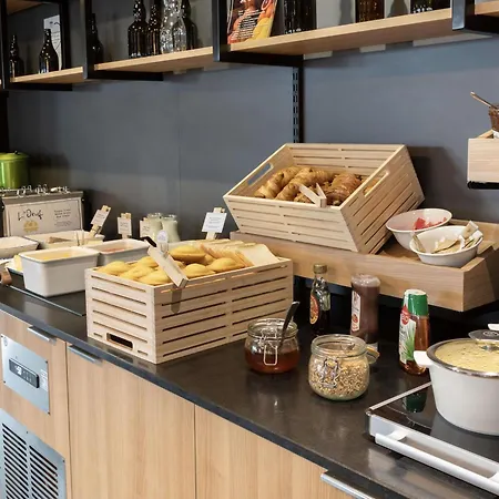 Ibis Douai Hotel 3*