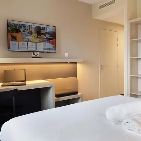 Ibis Douai Hotel 3*