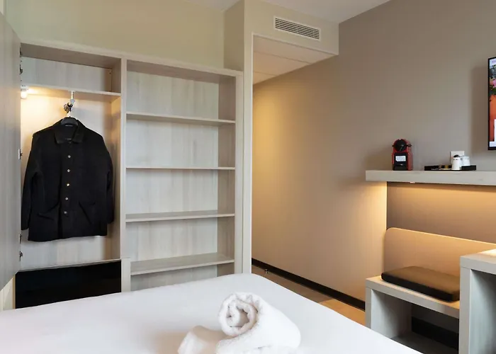Ibis Douai 3*